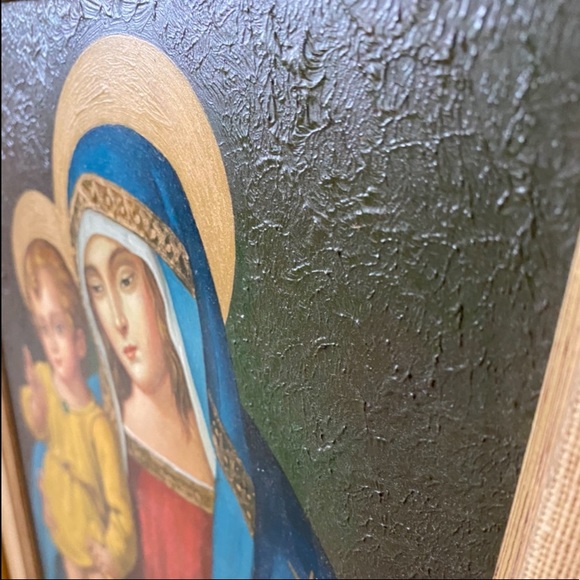 Madonna and Child Oil Painting, Signed 14.5 x 16.5 - Picture 5 of 5